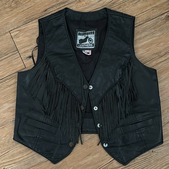 California Creation Fringe Vest - Picture 2 of 6